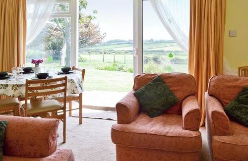 Freshwater Cottage | 2 bedroom accommodation in Freshwater