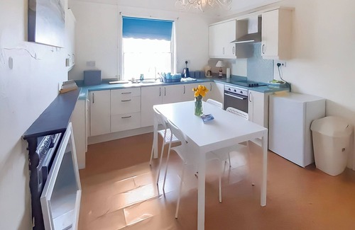 Lowestoft Cottage | 2 bedroom accommodation in Lowestoft