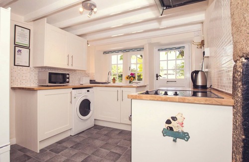 Youlgreave Cottage | 2 bedroom accommodation in Yougrave, near Bakewell