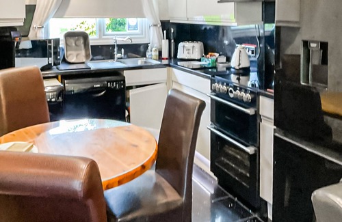 Bideford Cottage | 2 bedroom accommodation in Welcombe, near Hartland