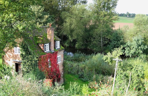 Clows Top Cottage | 2 bedroom accommodation in Eardiston, near Tenbury Wells