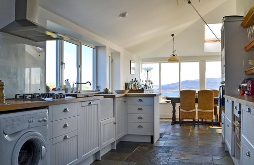 Colbost Cottage | 2 bedroom accommodation in Husabost