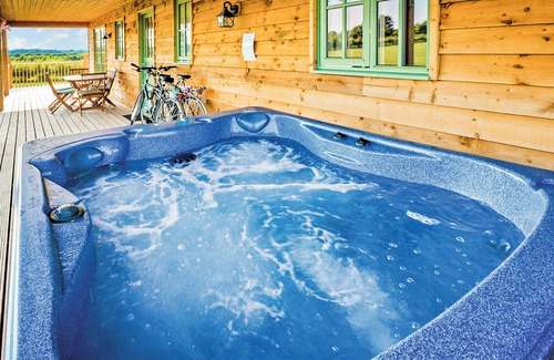 Palgrave Ski Chalet | 2 bedroom accommodation in Palgrave, Diss