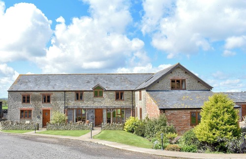 Sherborne Cottage | 2 bedroom accommodation in Leigh, near Sherborne