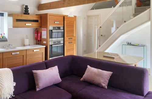 Beccles Cottage | 2 bedroom accommodation in Aldeby, near Beccles