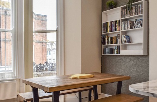 Bexhill-on-Sea Cottage | 2 bedroom accommodation in Bexhill