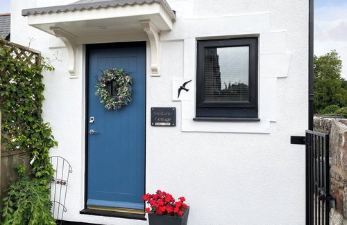 Galmpton Cottage | 2 bedroom accommodation in Churston Ferrers, near Brixham