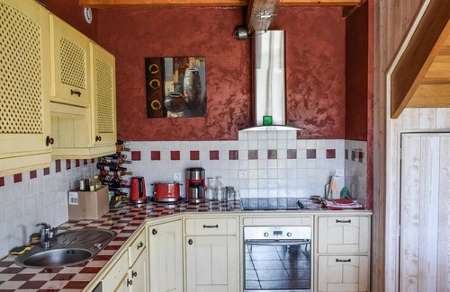 Aramits House | 2 bedroom accommodation in Aramits