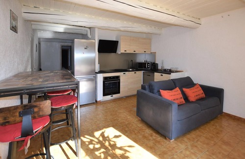 Rustrel Apartment | 2 bedroom accommodation in Rustrel