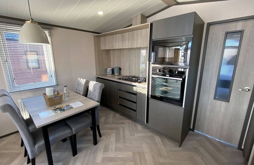 Annan Cabin | 2 bedroom accommodation in Annan