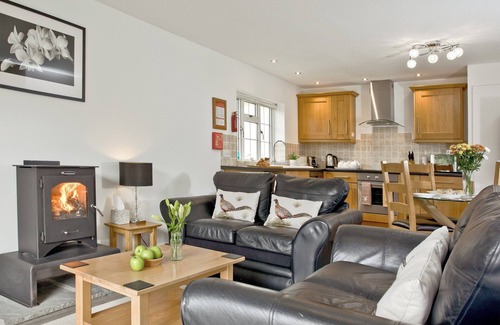 Chard Cottage | 2 bedroom accommodation in Whitegate, near Chard