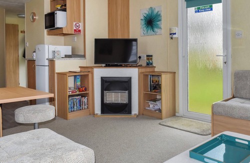 Cowes Cottage | 2 bedroom accommodation in Thorness, near Cowes