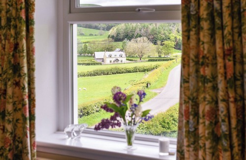 Girvan Cottage | 2 bedroom accommodation in Girvan