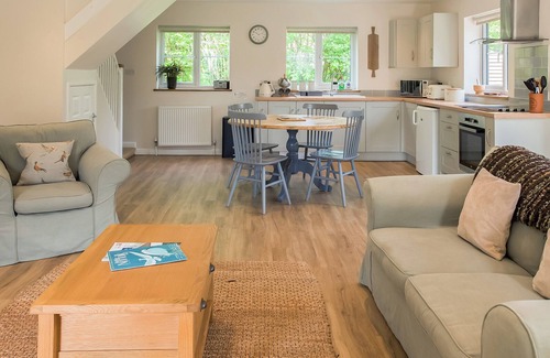 Irstead Cottage | 2 bedroom accommodation in Scottow, near Coltishall