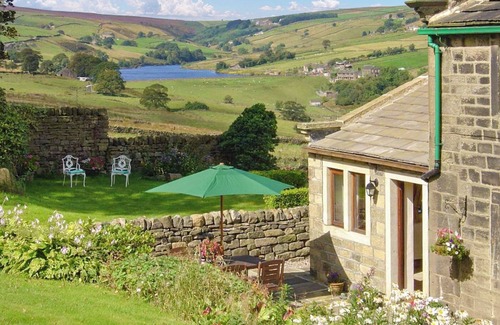 Oldfield Cottage | 2 bedroom accommodation in Keighley