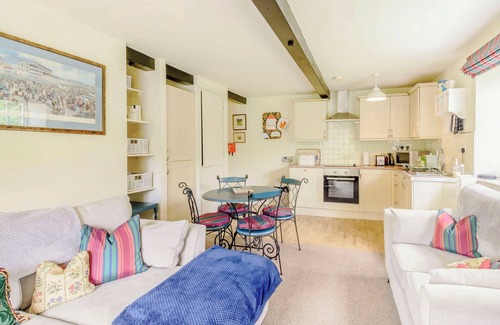 West Burton Cottage | 2 bedroom accommodation in West Burton, near Leyburn