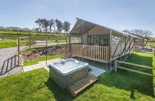 Barbrook RV Rental | 2 bedroom accommodation in Lynton