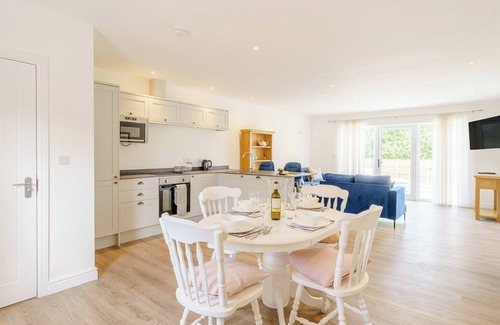 Lytham St. Anne's Cottage | 2 bedroom accommodation in Lytham