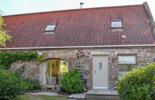 Uphall Cottage | 2 bedroom accommodation in Drumcrosshall, Bathgate near Edinburgh