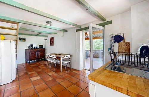 Bidon House | 2 bedroom accommodation in Bidon