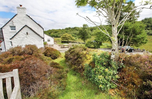 Appin Cottage | 2 bedroom accommodation in Appin
