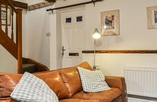 Holt Cottage | 2 bedroom accommodation in Thornage, near Holt