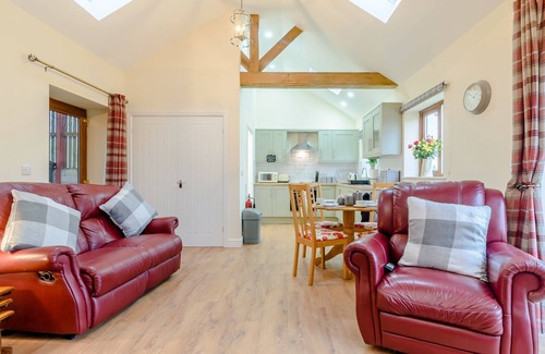 Great Hatfield Cottage | 2 bedroom accommodation in Great Hatfield, near Hornsea