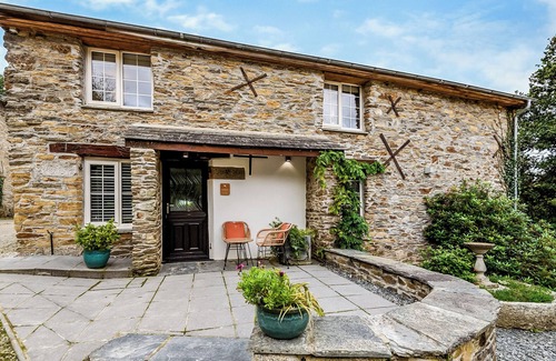 Looe Cottage | 2 bedroom accommodation in Watergate, Looe