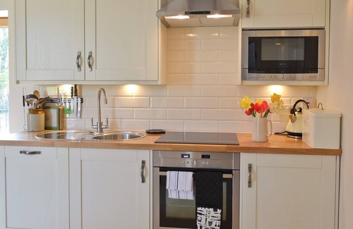 Brabourne Cottage | 2 bedroom accommodation in East Brabourne, near Ashford