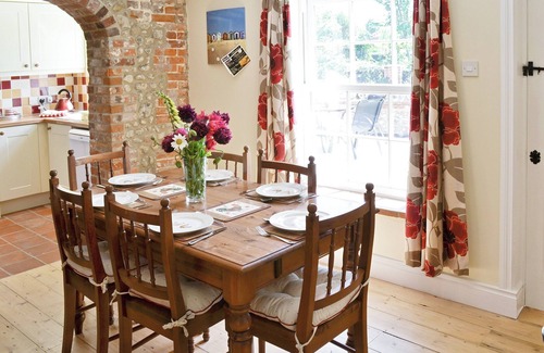 West Beckham Cottage | 2 bedroom accommodation in West Beckham, near Sheringham