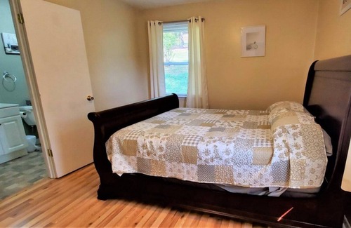 Stanley House | 2 bedroom accommodation in Stanley