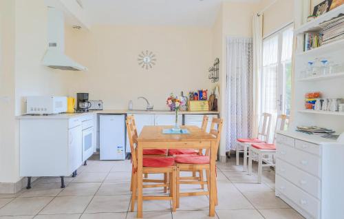 Gueschart House | 2 Bedroom Amazing Home In Gueschart