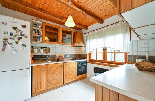Karlovac House | 2 bedroom amazing home in Zamrsje