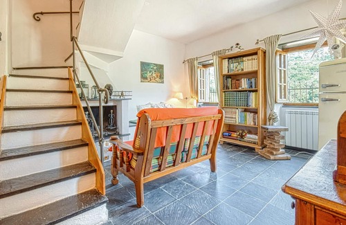 Uscio House | 2 bedroom amazing home in Uscio