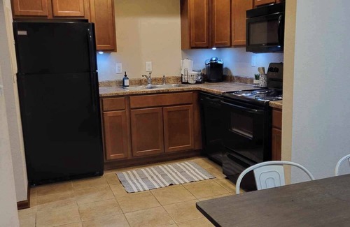 Ames Apartment | 2 bedroom Ames Apartment - private deck, garage