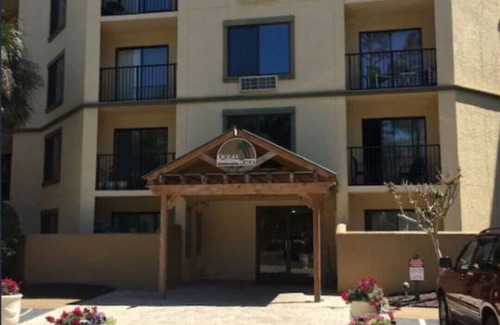 Hilton Head Island Condo | 2 Bedroom and 2 Bath Condo unit in Ocean Walk villas