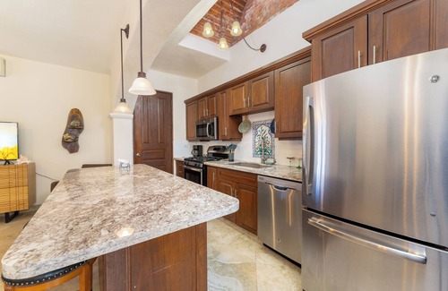 Nopolo House | 2 Bedroom and 2 bathroom Home with Water Views