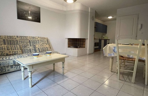 Saint-Martin-de-Re Apartment | 2-bedroom apartment with terrace, sleeps 4, Saint-Martin-de-Ré