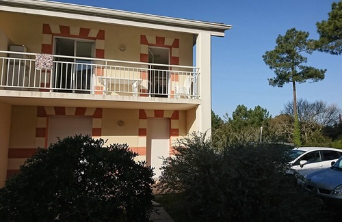Le Verdon-sur-Mer Apartment | 2-bedroom apartment for 5 people