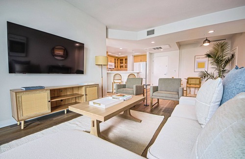 Marina del Rey Apartment | 2-bedroom apartment in beautiful Marina del Rey with WiFi, AC