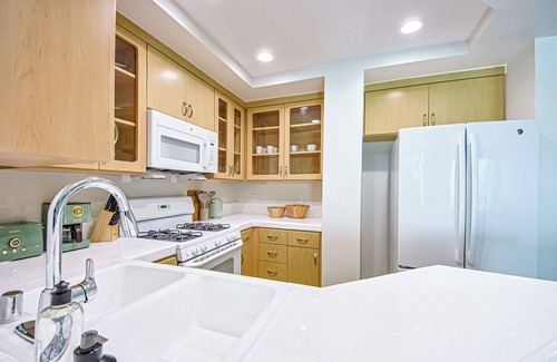 Marina del Rey Apartment | 2-bedroom apartment in beautiful Marina del Rey with WiFi, AC