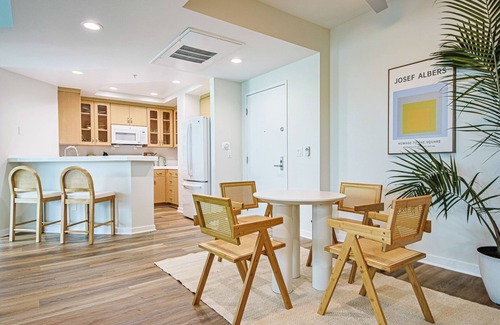 Marina del Rey Apartment | 2-bedroom apartment in beautiful Marina del Rey with WiFi, AC