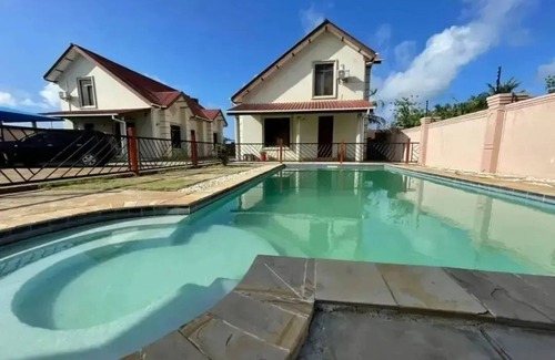 Kijitonyama House | 2-bedroom apartment in enchanting Dar-es-salaam with WiFi, Swimming pool