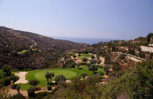 Aphrodite Hills Apartment | 2 bedroom Apartment Chloe with communal pool, Aphrodite Hills Resort