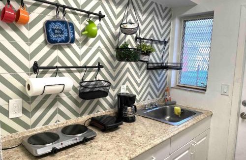 East Little Havana Apartment | 2 Bedroom Apartment (Free Reserved Parking) (1D)