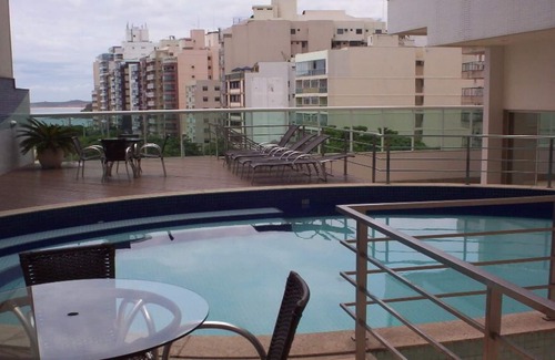 Centro Apartment | 2 bedroom apartment in front of Praia das Castanheiras Edif. Aquamarine with pool