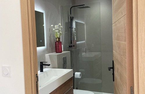 Antibes Old Town Apartment | 2 Bedroom Apartment in Antibes