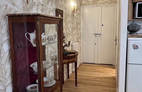 Quinze-Vingts Apartment | 2-bedroom apartment in adorable Paris with WiFi