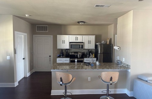 Denton Apartment | 2-bedroom apartment in cool Denton with fitness room, WiFi, AC