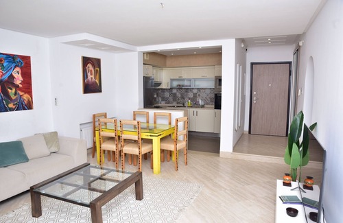 Sidi Dhrif Apartment | 2 Bedroom Apartment in Marsa